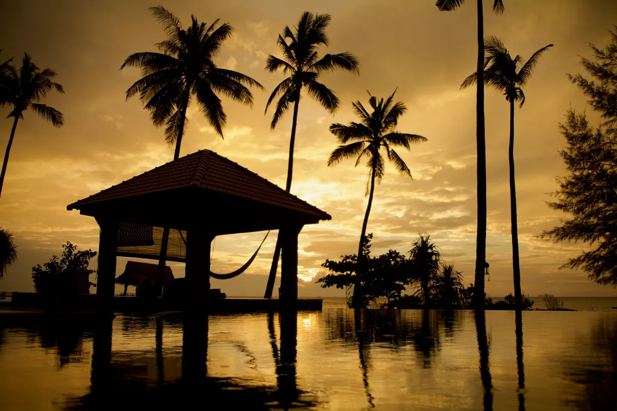 Pool And Sala And Ocean